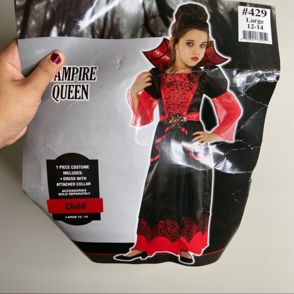 Vampire Queen Costume Child Large 12-14 Dress with Attached‎ Collar Halloween